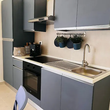 Relais Macrame * مانفريدونيا